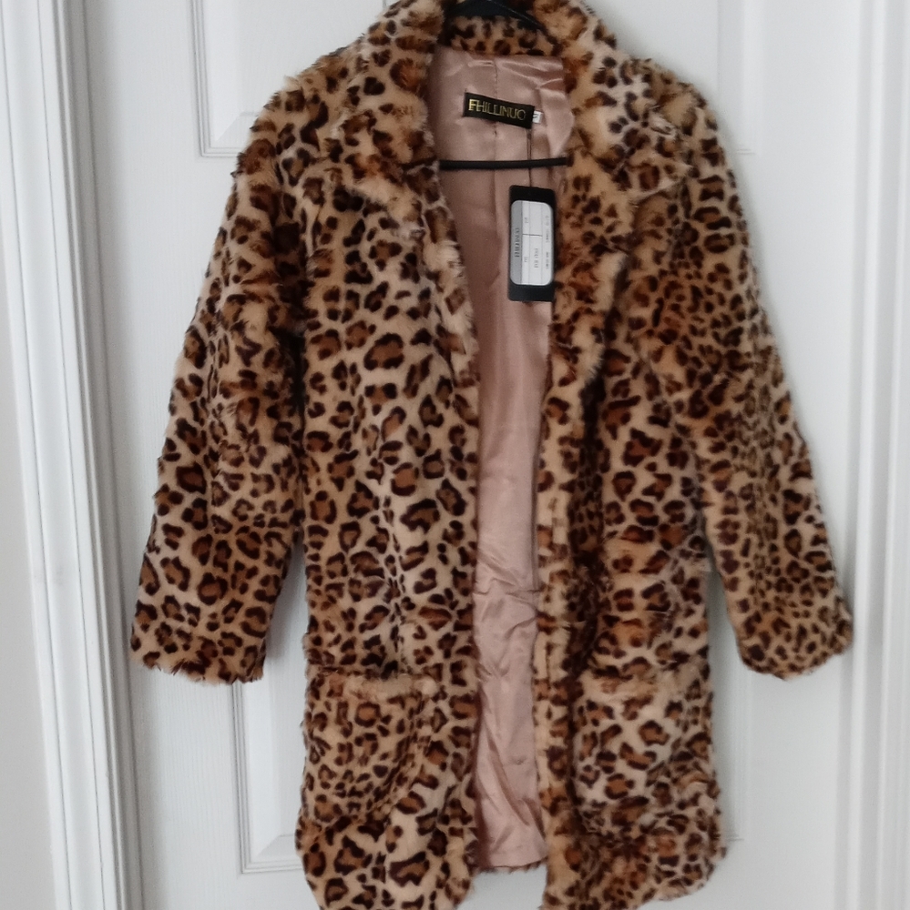 (SOLD) New Leopard Print Coat